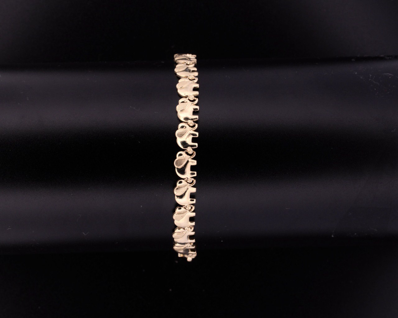14K Elephants Bracelet, 6.8MM