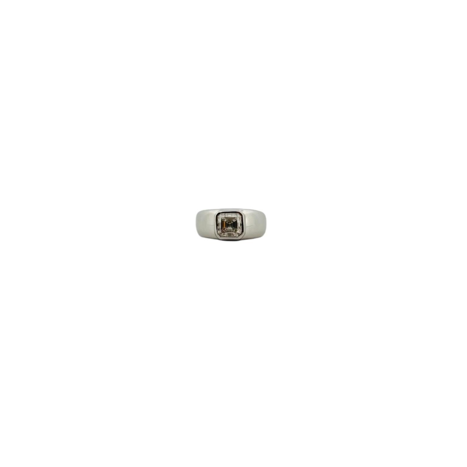 925 Sterling Silver VVS Moissanite Emerald Cut Ring - 4