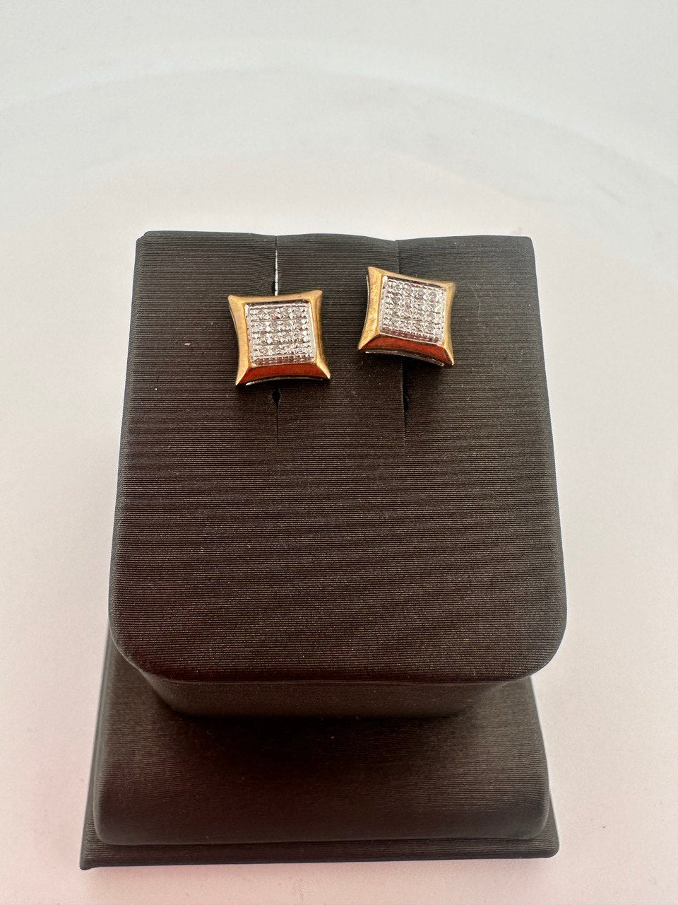 10K Natural Diamond Earring - 1