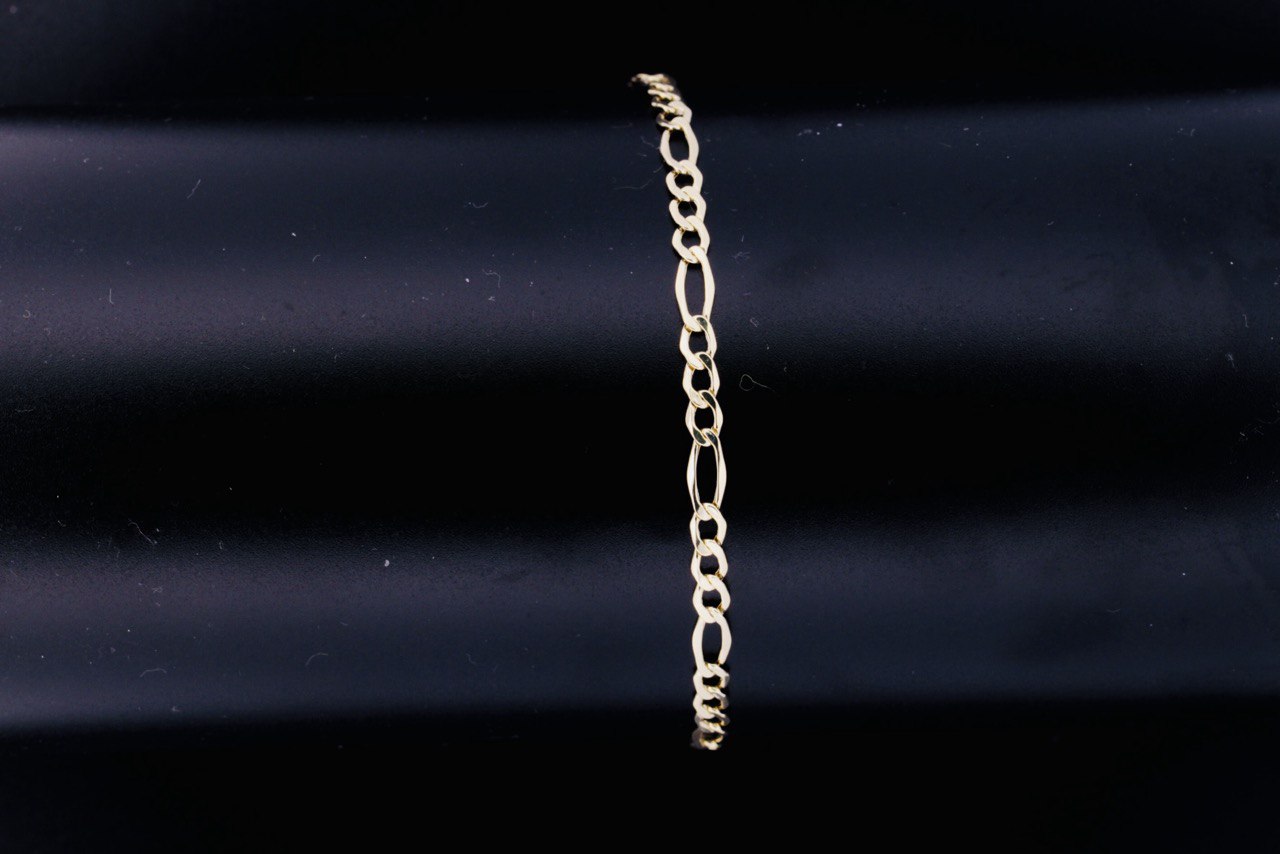 10K Yellow Gold Figaro Bracelet - 3.8MM