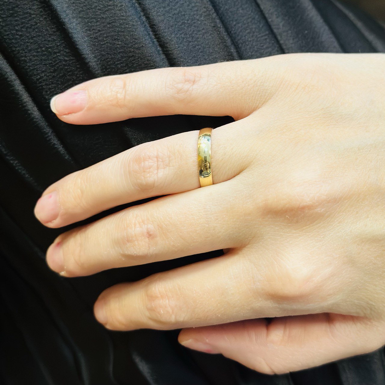 14K Gold Simple Band - Heavy - 4MM, (Copy)