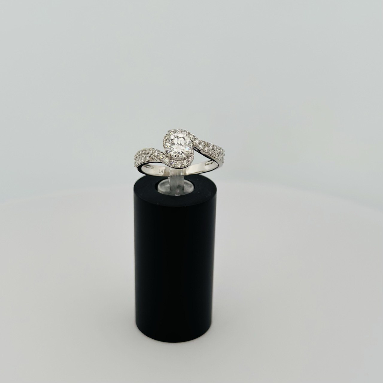 14K Gold Halo Diamond Ring
