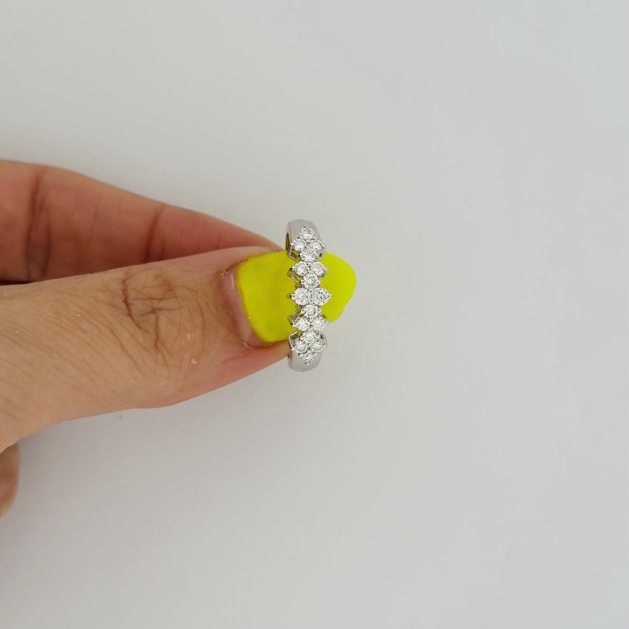 14K Gold Diamond Band - 0.58ctw