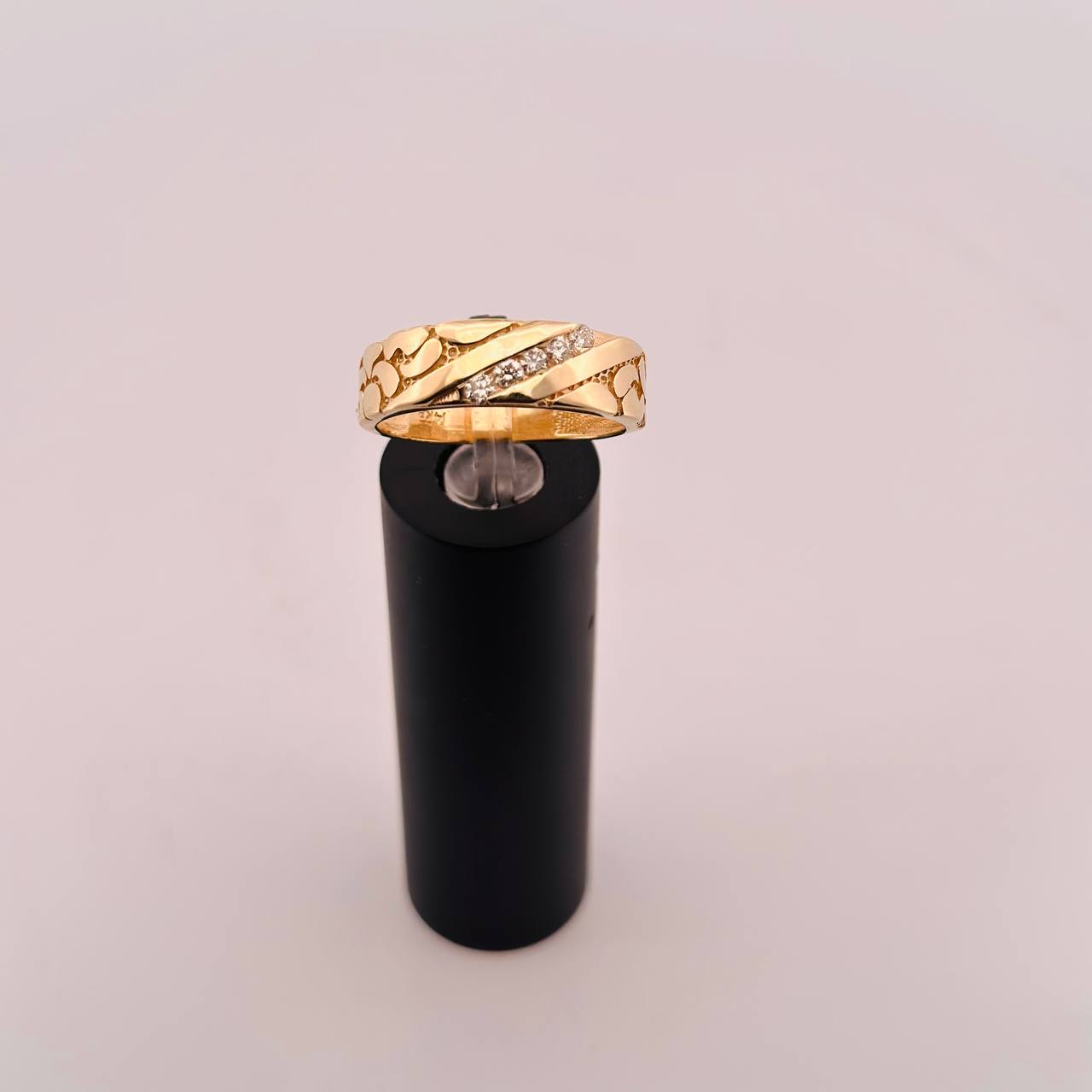 14K Nugget Design Band with VS Natural Diamonds