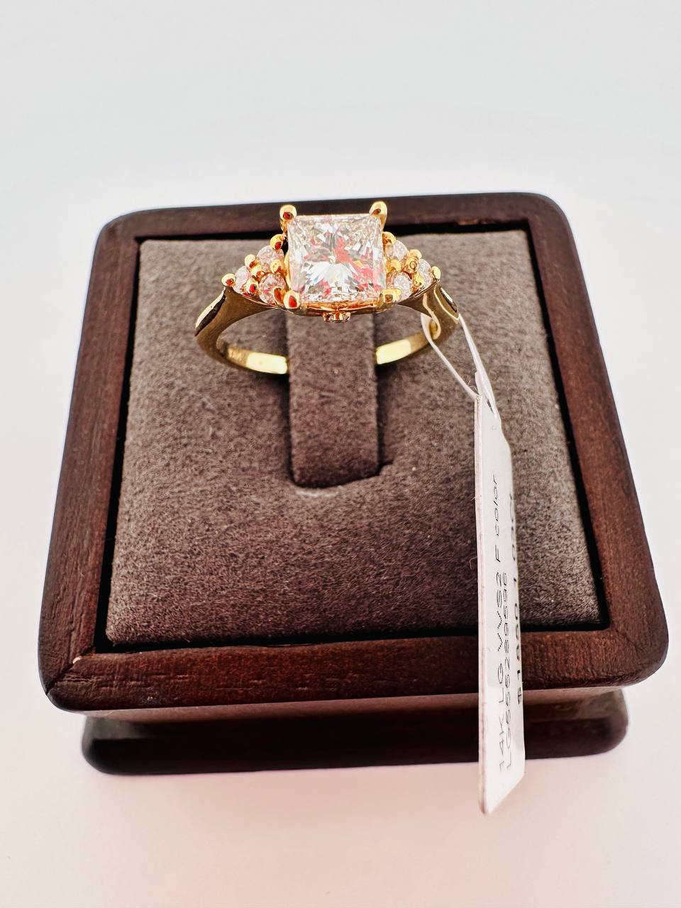14K 1.03carat LG Diamond Engagement Ring - 1