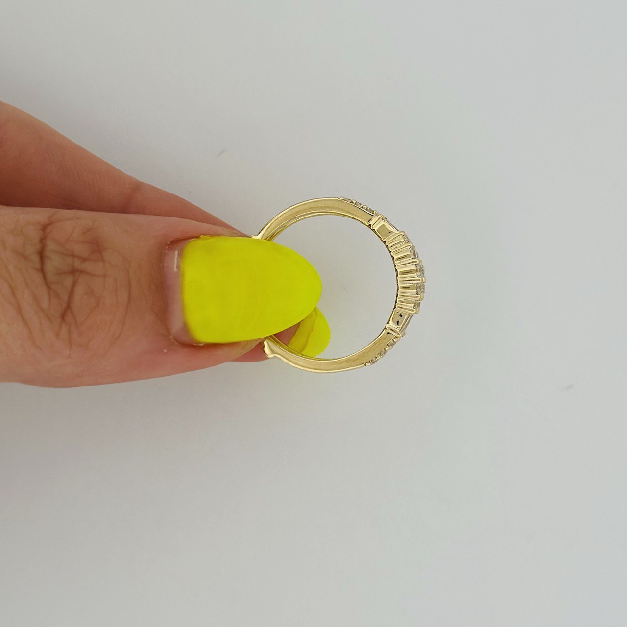 14K Gold Diamond Band - 1.03ctw