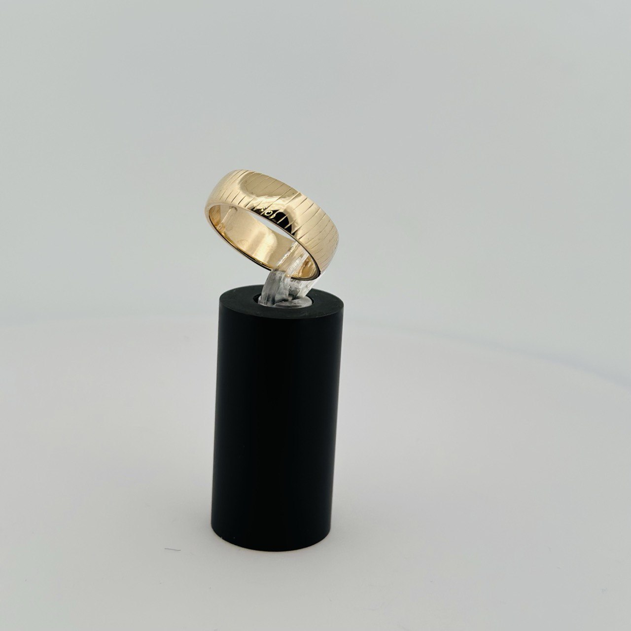 14K Solid Yellow Gold Engraved Ring
