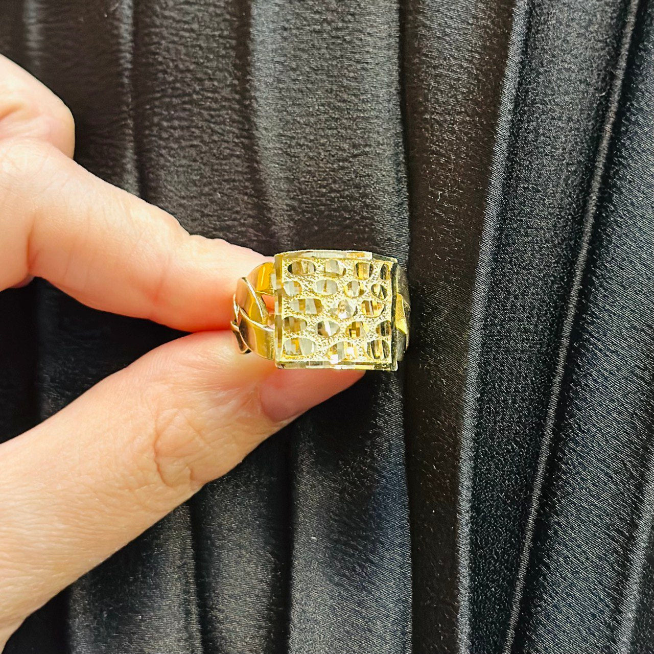 14K Gold Nugget Ring - 15MM,