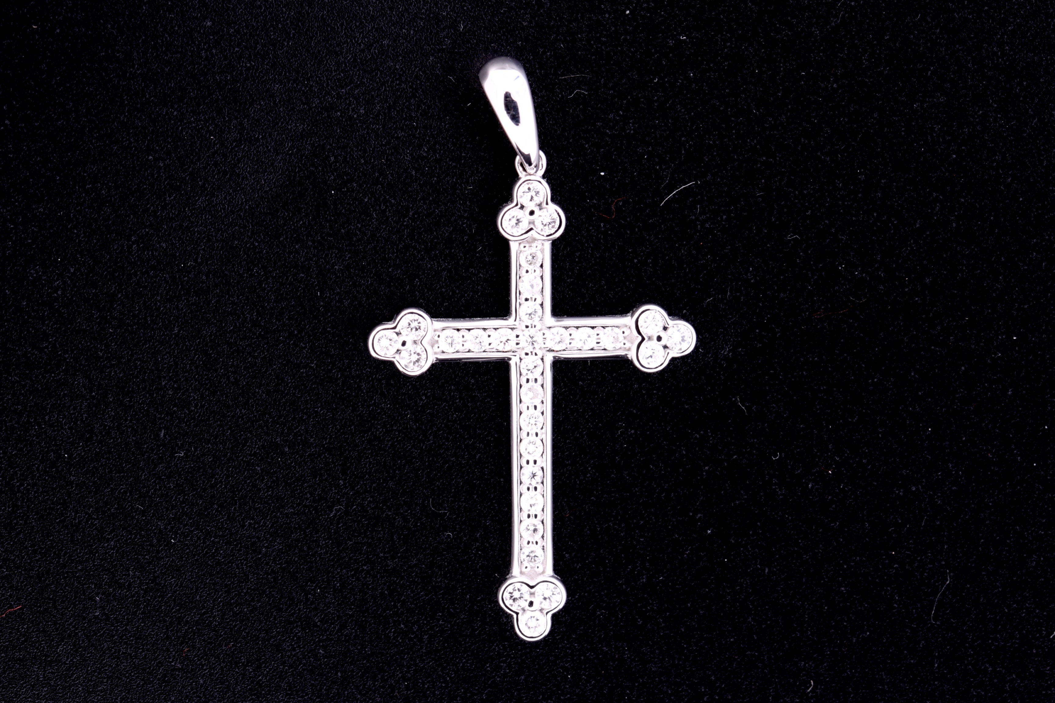10K White Gold Diamond Cross Pendant